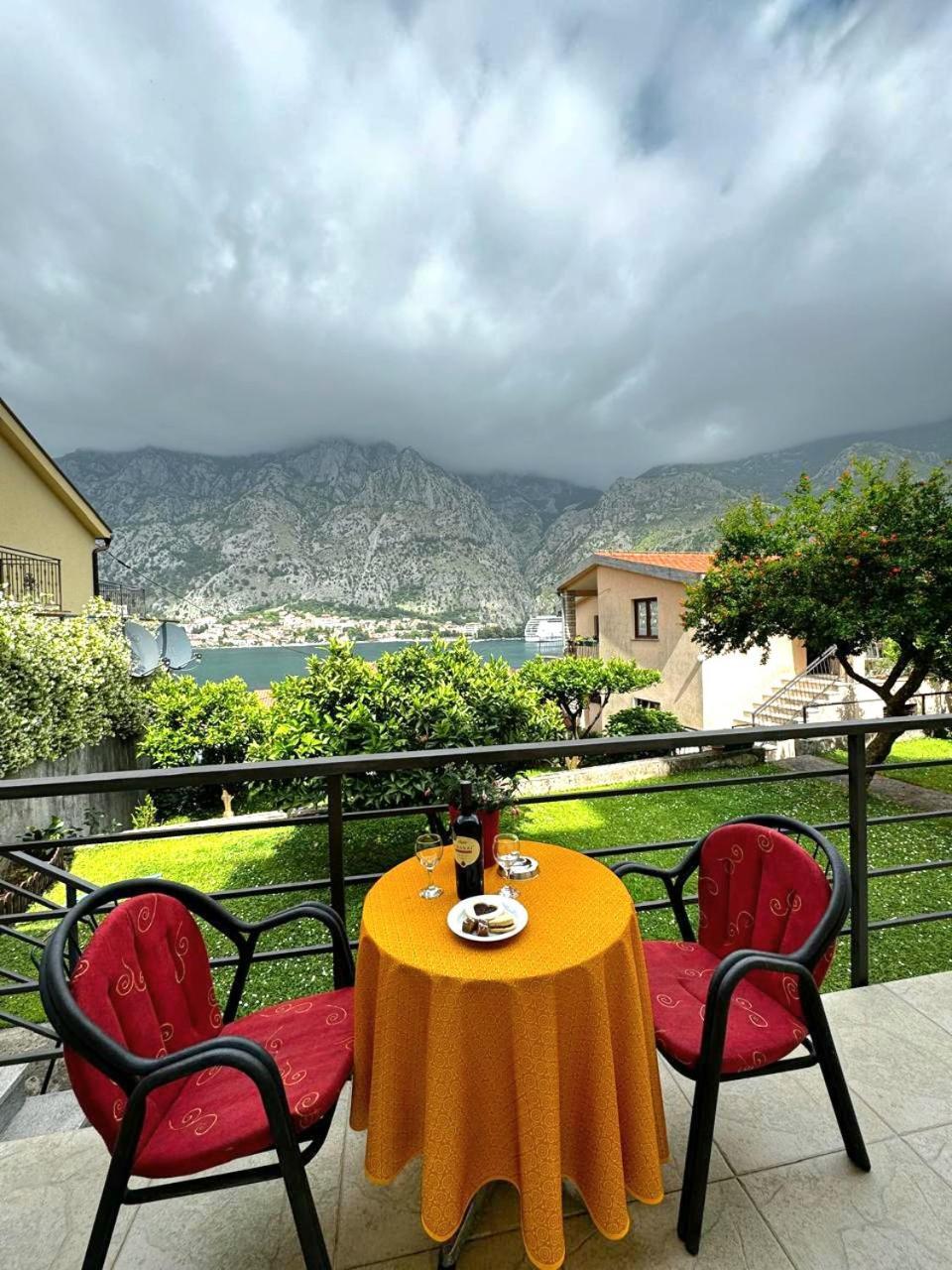 Apartments Andrija Kotor Zewnętrze zdjęcie